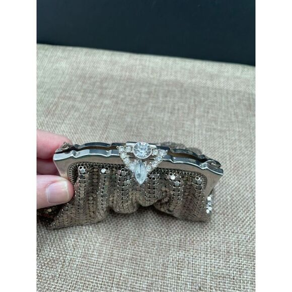 Vintage WHITING & DAVIS Silver Mesh Kiss lock Evening Bag Purse Made In USA 2945 - Picture 6 of 12